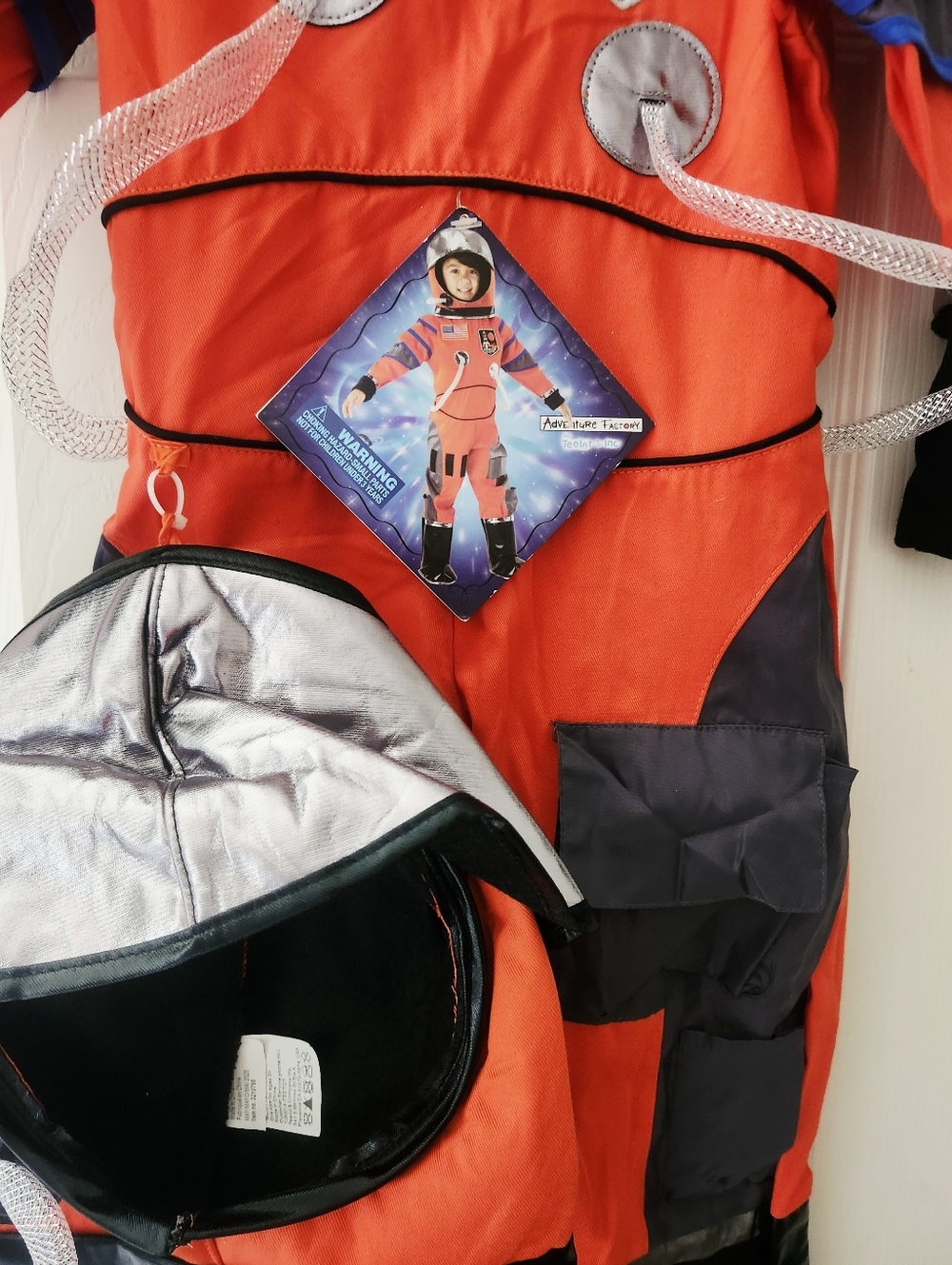 NWT Kids Spacesuit - Picture 7 of 9